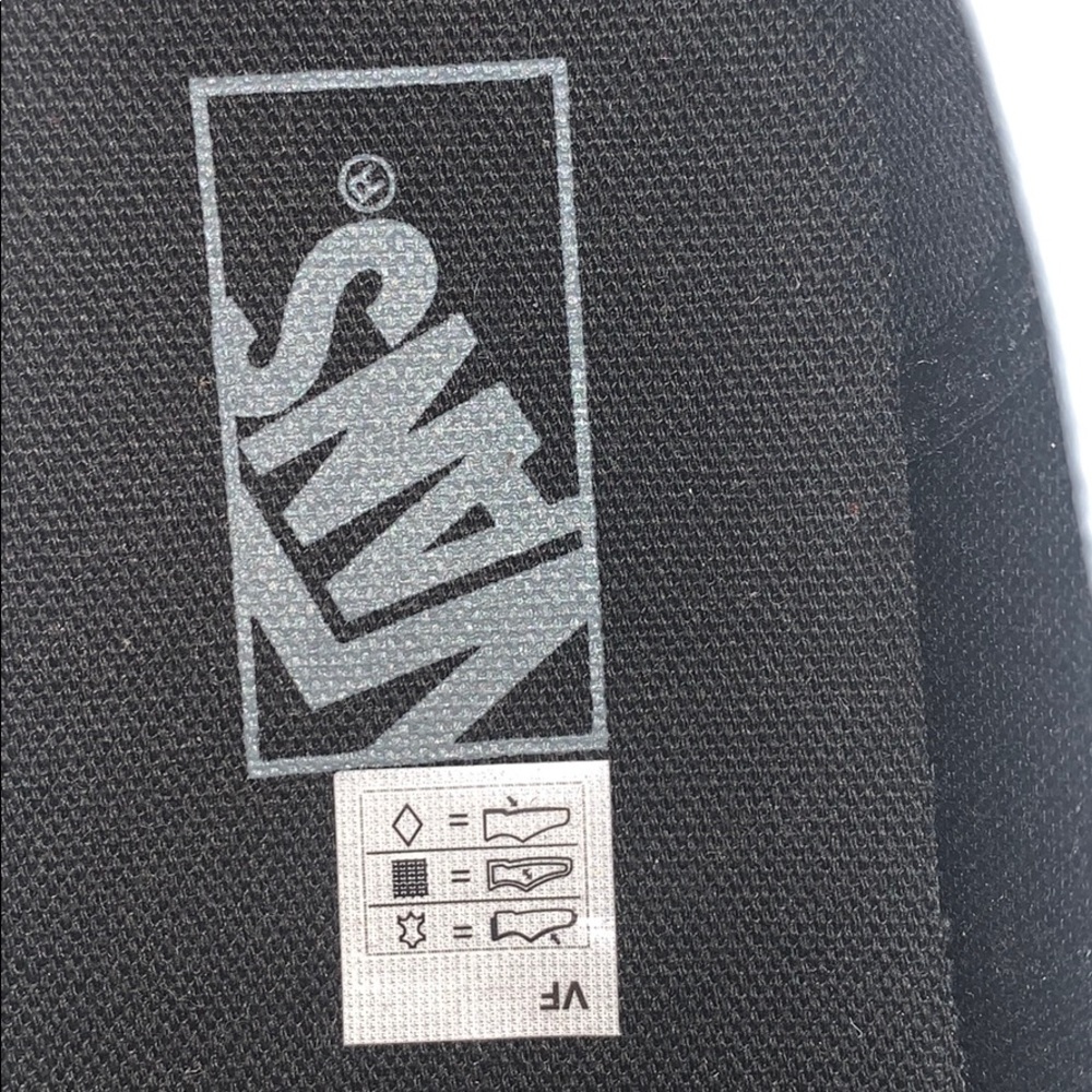 Brand new Vans sneakers - Picture 5 of 13